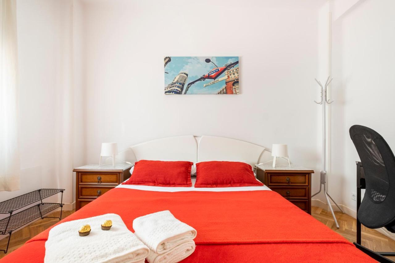 Madrid Center Room Private 7 Minutes Or 4 Metro Stops Eksteriør billede